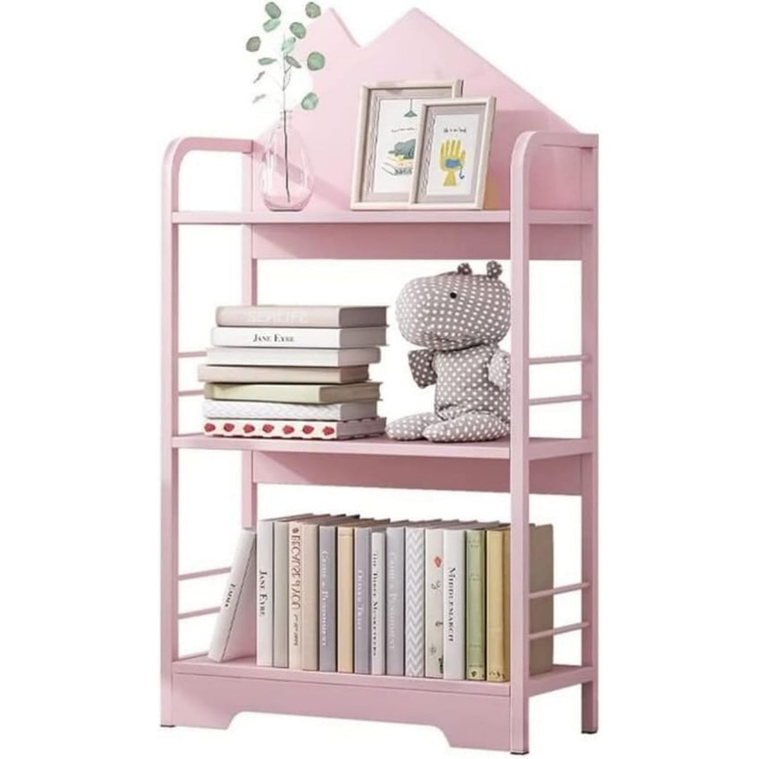Libreria rosa con ripiani