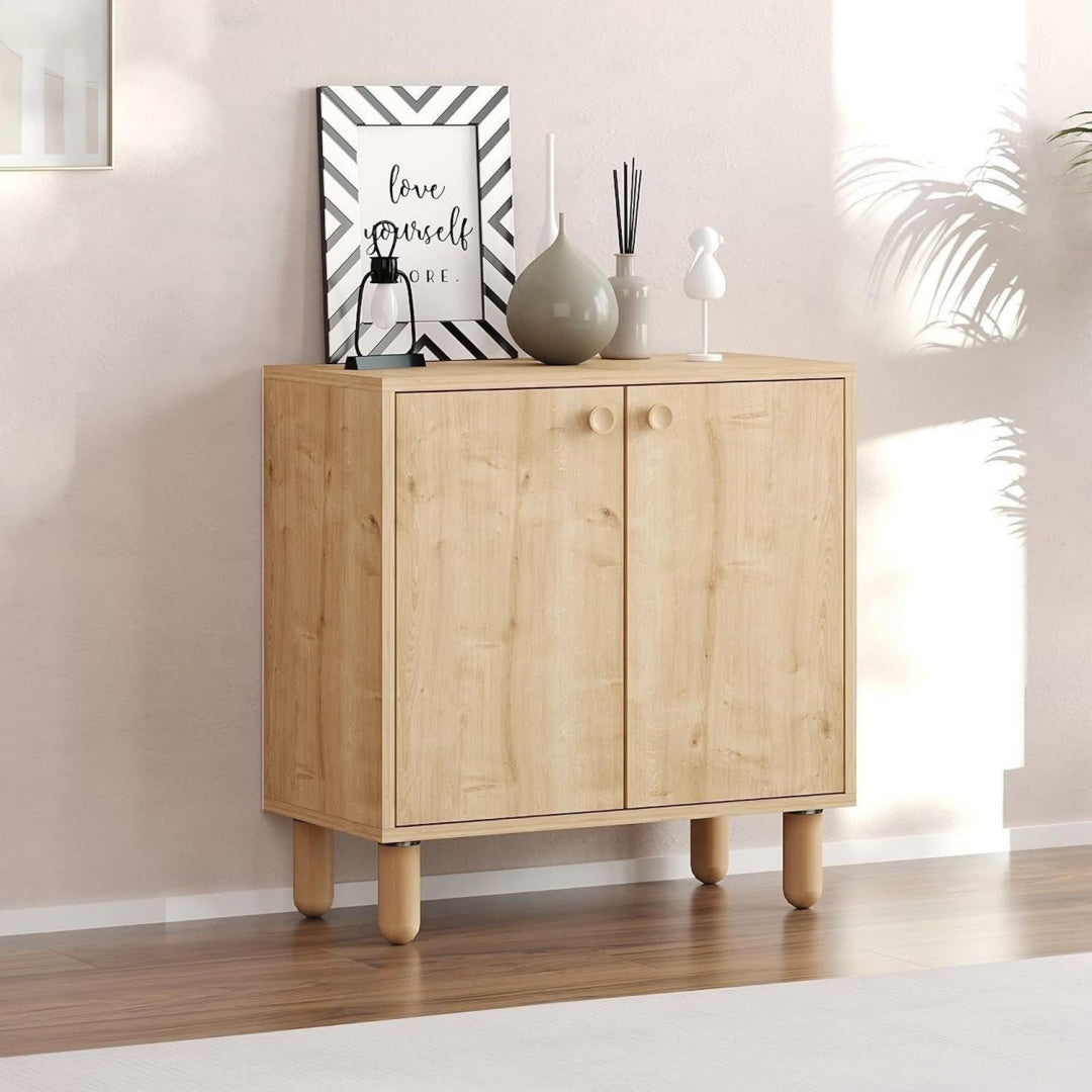 Credenza in legno naturale con ante