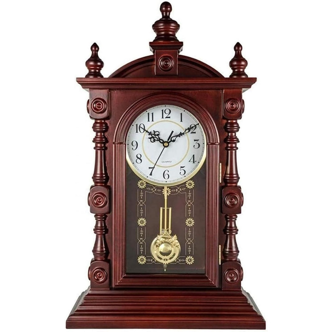 Orologio da tavolo marrone con pendolo